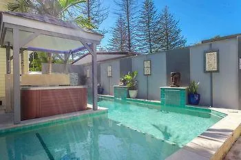 Aaron'S @ Byron Guesthouse Byron Bay Austrália