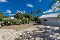 **** Hotel Aaron'S @ Byron Guesthouse Byron Bay Austrália