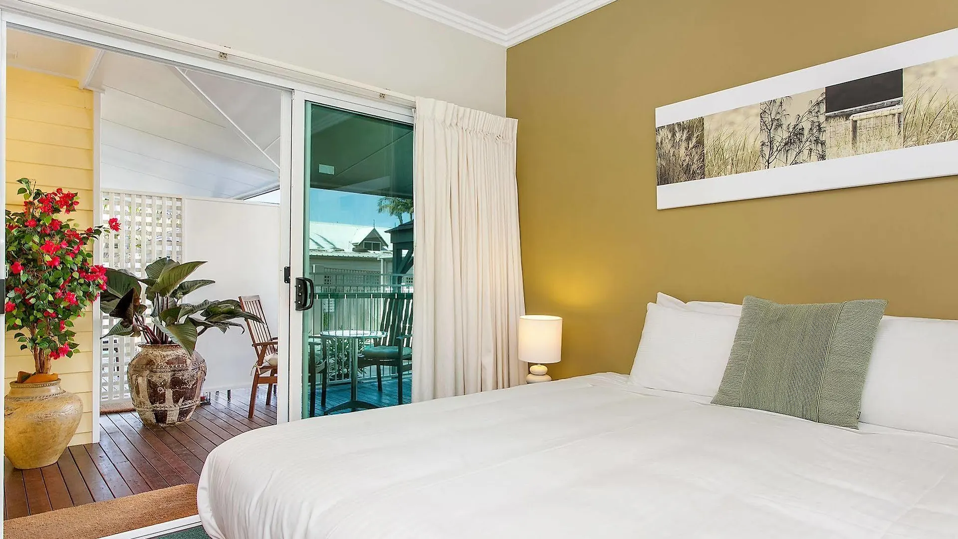 Aaron'S @ Byron Guesthouse Byron Bay Hotel