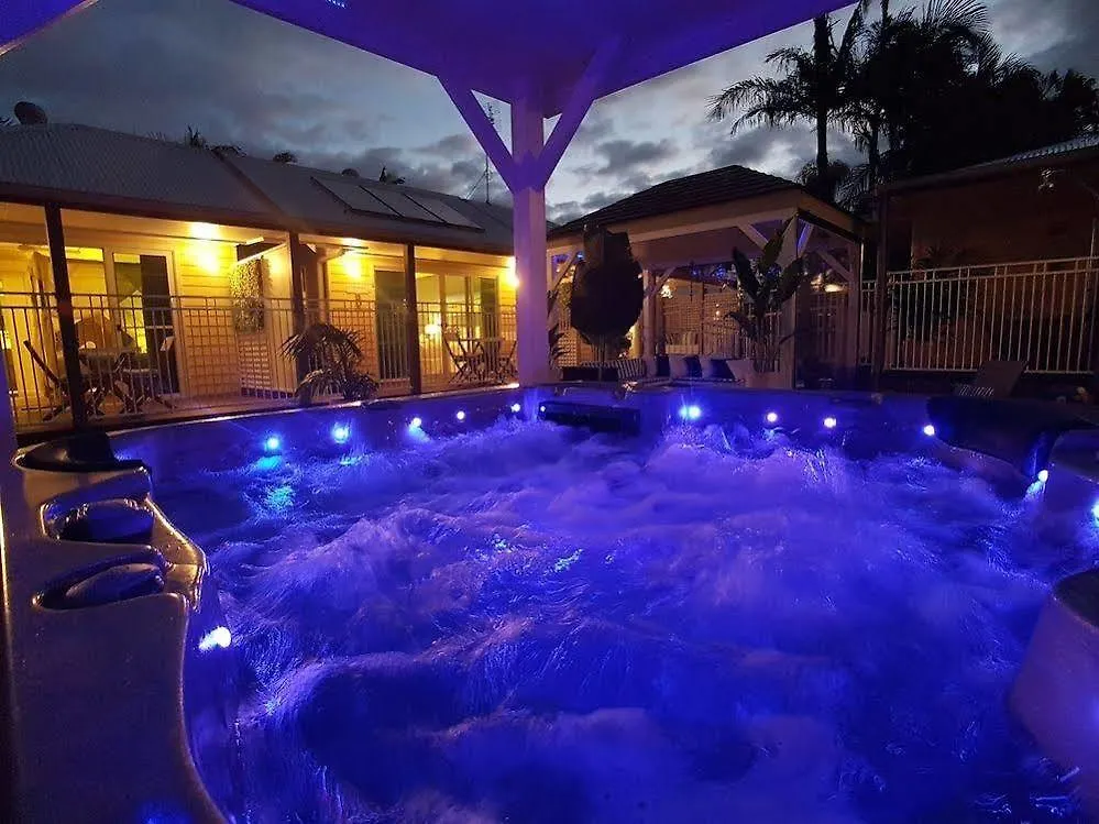 Aaron'S @ Byron Guesthouse Byron Bay Hotel